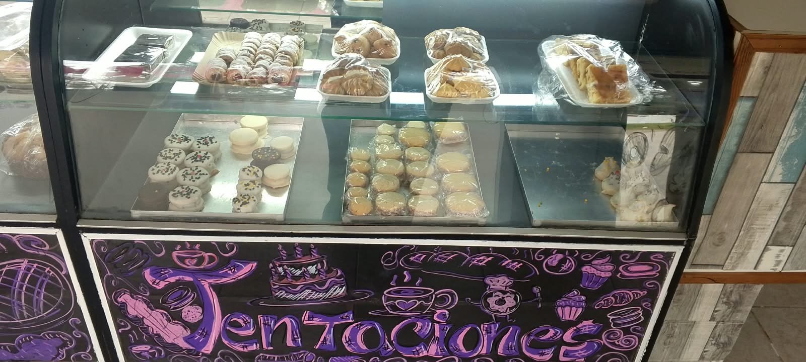 Vitrina de facturas y dulces Dulce Tentación
